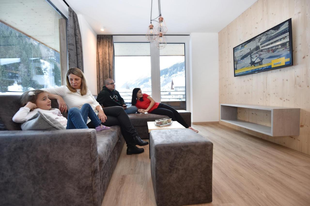 CIllas Appartements Капл Екстериор снимка